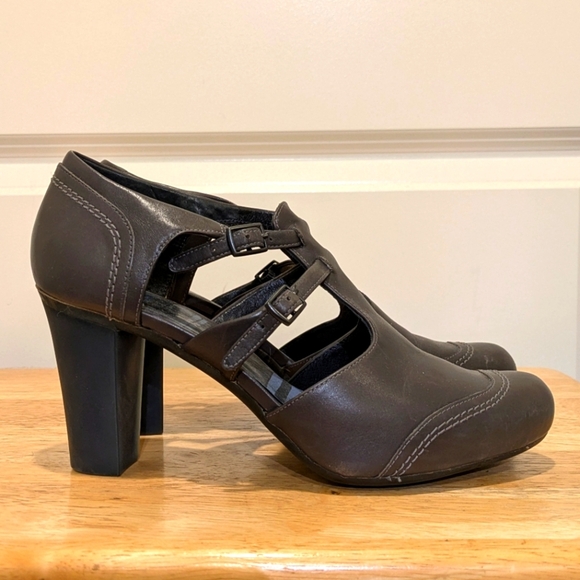 EUC Camper 37/7 Grey and Blue Genuine Leather Two Buckle Heels - Picture 5 of 14